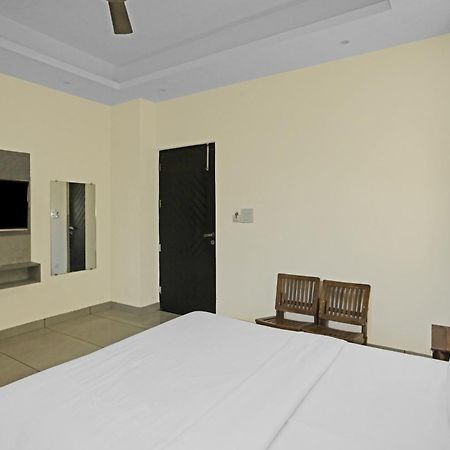 Super Hotel O Heart Beat Hotel Большая Нойда Экстерьер фото